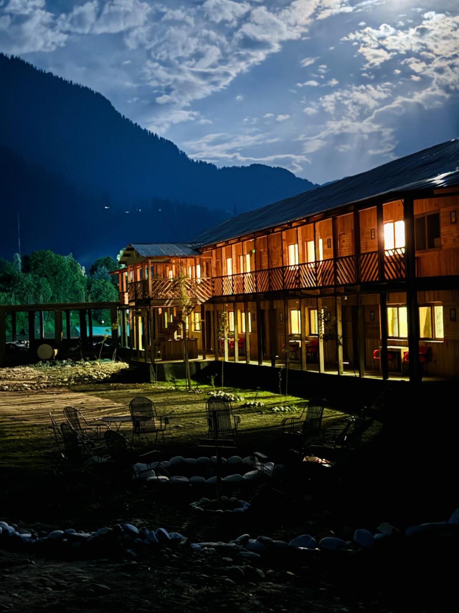 Wyndham Heritage Hotel & Resort Sharda Shardi 外观 照片